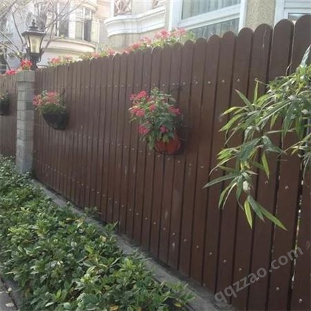 别墅庭院木质栏杆 户外防腐木围栏 菜园定制栅栏
