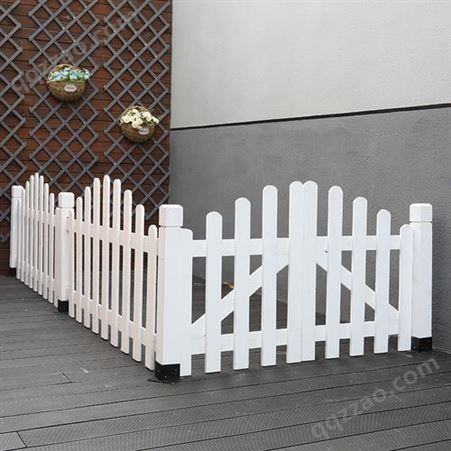 院墙护栏 户外樟子松防腐木围栏 定制碳化木栅栏
