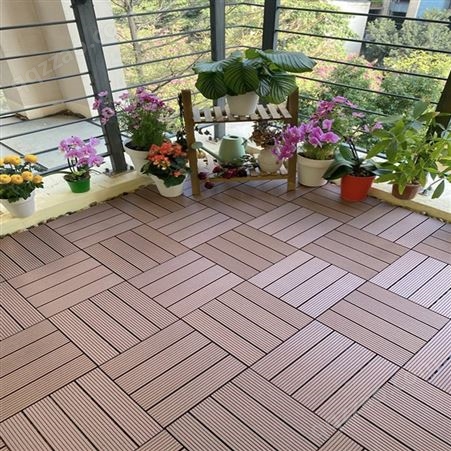 户外塑木地板木塑室外木纹压花共挤地板长条露台花园庭院公园工程